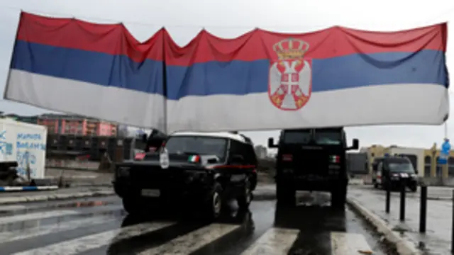 اجراءات امن مشددة في ميتروفيتسه