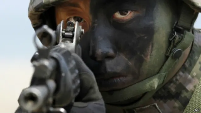 韓國軍人（2013年4月26日）