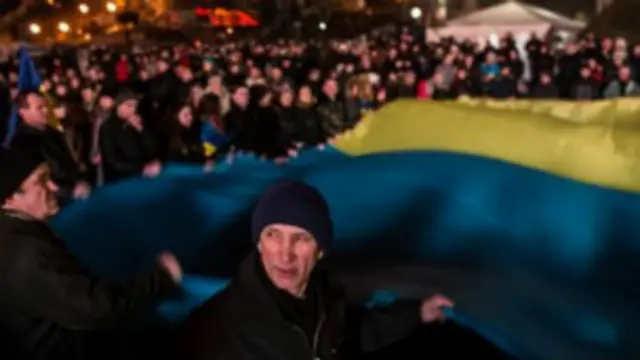 په مسکو کې د بي بي سي خبریال اسټیون روزنبېرګ وايي، چې د مخکني ولسمشر ویکتور یانکوویچ پلویان اوس له هغه لیرې کېدونکې دي.