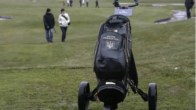 Lapangan golf di Mezhyhirya