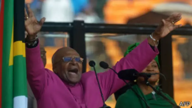 Десмонд Туту