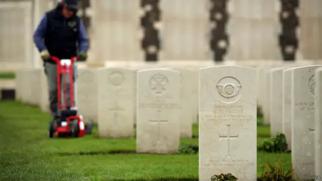 टाइने कॉट कब्रिस्तान