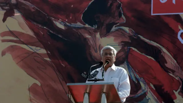 माकपा पूर्व महासचिव प्रकाश कारत