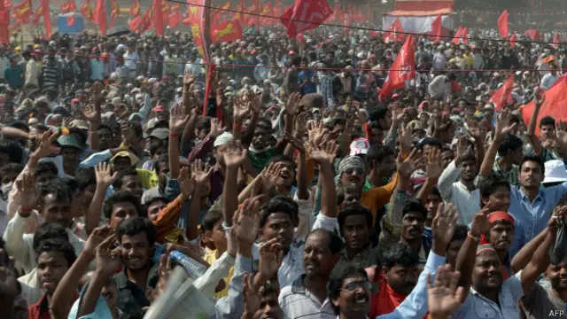 वाम समर्थक