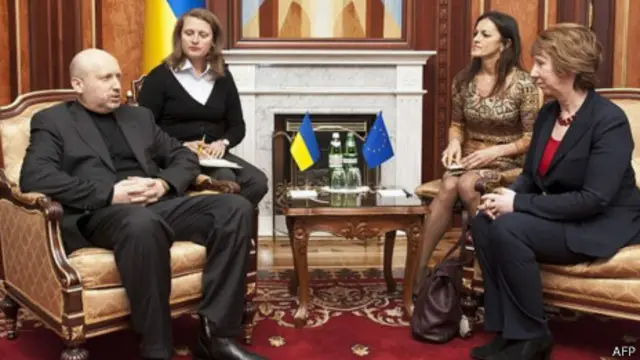 Tổng thống lâm thời Turchynov và người phụ trách ngoại giao EU Catherine Ashton