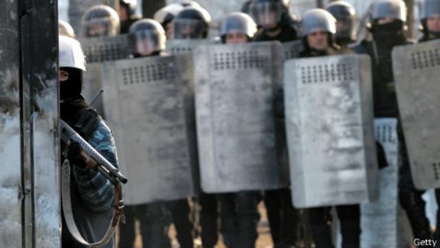 Chính quyền Yanukovych đã cho bắn chết trên 70 người biểu tình