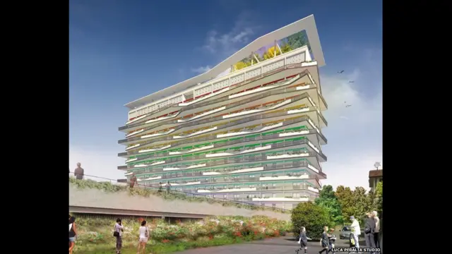 في فئة القديم والجديد فاز بالجائزة لوكا بيرالتا بتحويله مبان سكنية تابعة للرعاية الاجتماعية إلى منازل لائقة لساكنيها. 