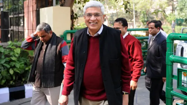 प्रकाश करात, सीपीएम पोलित ब्यूरो सदस्य