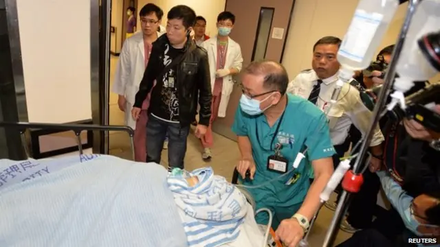 劉進圖身中三刀受傷送院,情況危殆