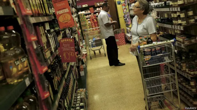 Supermercado em São Paulo, em foto de arquivo (Reuters)