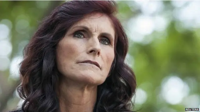 گوگل کا موقف تھا کہ فلم کے جملہ حقوق صرف اس کے فلمساز ہ نکولا باسولی نکولا کے پاس ہیں اور سنڈی گارسیا کو اسے ہٹانے کا مطالبہ کرنے کا حق نہیں