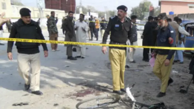 پولیس کے مطابق دھماکہ ریموٹ کنٹرول کے ذریعے کیا گیا