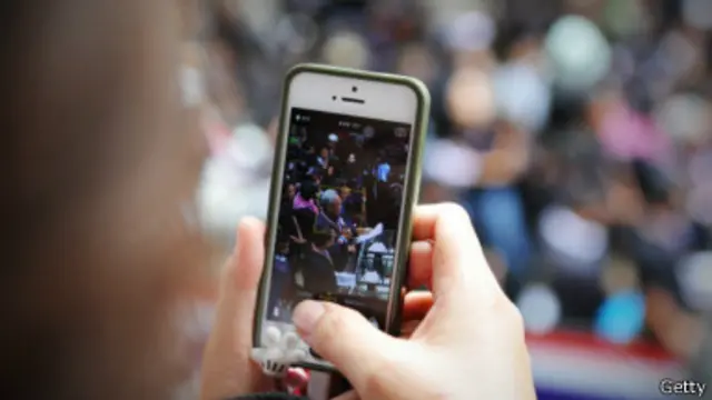 هاتف ذكي جديد يوفر السرية في الاتصالات ويدمر نفسه ذاتيا