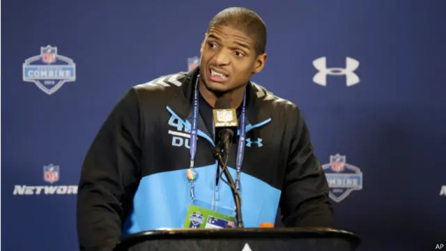 नेशनल फुटबाल लीग के समलैंगिक खिलाड़ी सैम