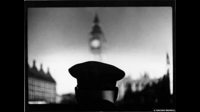 برونیل کا مزید کام ان کی ویب سائٹ www.giacomobrunelli.com پر دیکھا جا سکتا ہے۔ 