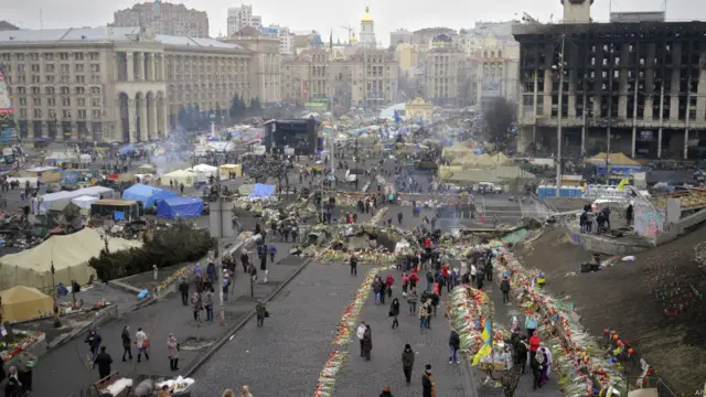 نمایی از میدان استقلال در کیف که مرکز اعتراضات ضددولتی در روزهای گذشته بود.