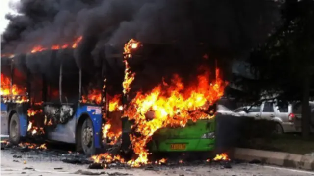 贵阳公交车被焚（中新社图片）