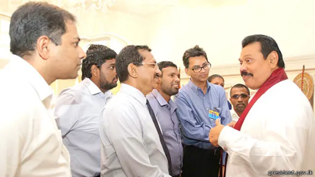 'මේ සමස්ත යෝජනාව සමඟ අපට එකඟ විය නොහැකියි. කිසිසේත්ම යෝජනාවක් ගෙන ආ යුතු නැහැ'