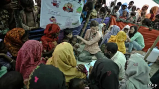 ရခိုင်ဒေသမှာ MSF က ဘက်လိုက် ဆေးကုသ ပေးမှုတွေ ရှိနေတယ် ဆိုတဲ့ ဒေသခံ ရခိုင် လူမျိုးတွေရဲ့ စွပ်စွဲမှုတွေ ရှိနေ