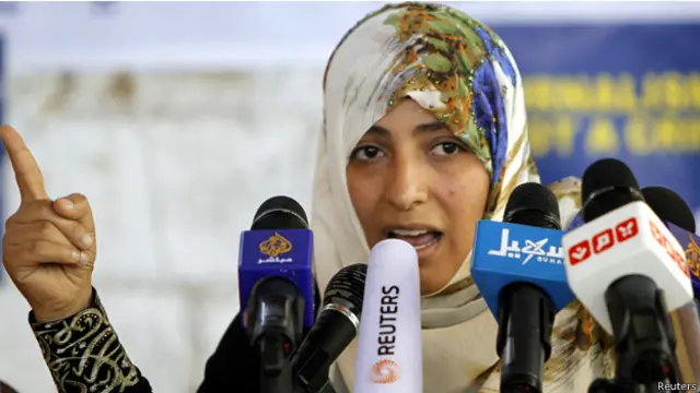 طالبت كرمان الرئيس هادي بالبدء بتطبيق قرارات مؤتمر الحوار الوطني التي قضت بنزع اسلحة الميليشيات