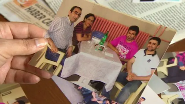 دل شاه راته وویل چې هغه له خپل ورور حسین سره میاشت کې یوځل ګوري. هغه له تېرو دوو کلونو راهیسې بندي شوی.