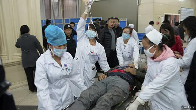 أصيب العشرات في الحادث