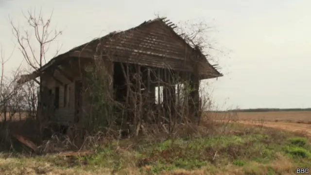 Antigo alojamento de escravos em Rapides Parish | Foto: BBC