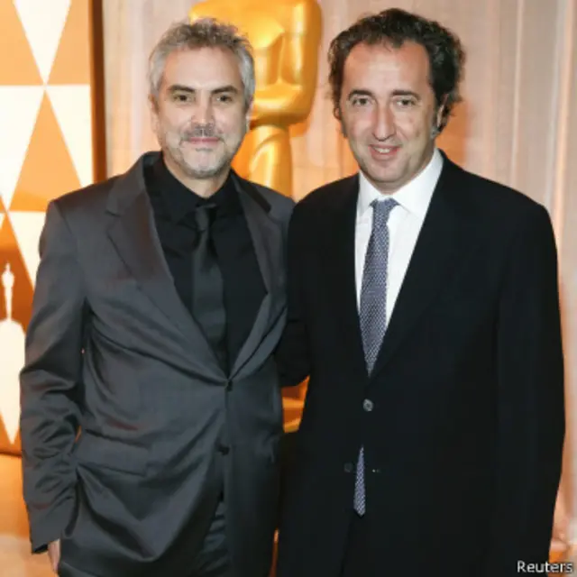 حصد المخرج الإيطالي باولو سورنتينو جائزة أوسكار أفضل فيلم أجنبي.