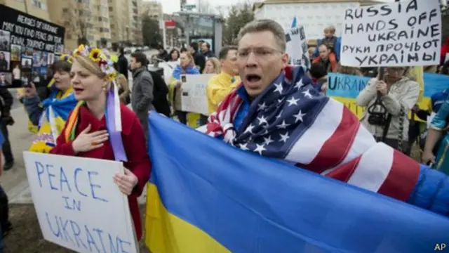 Protesta frente a la embajada rusa en EE.UU.
