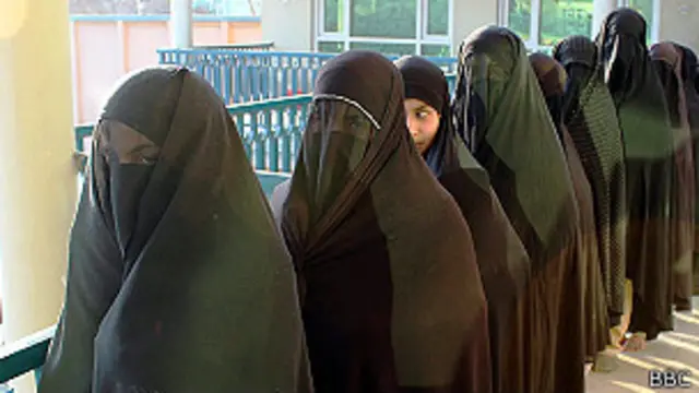 मदरसा, महिलाएँ