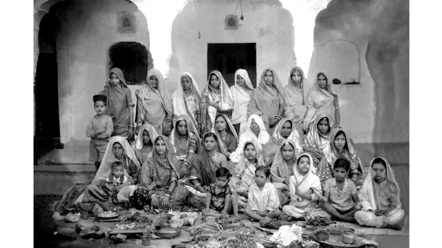 इंडियन तस्वीर आर्ट, सिनामोन गैलरी, प्रदर्शनी, दिल्ली, भारतीय महिलाएं