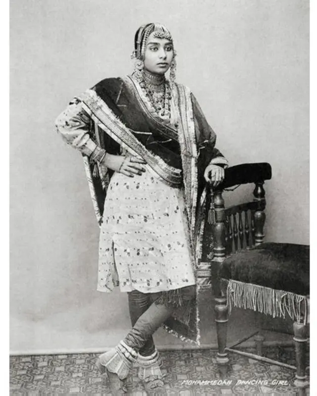 इंडियन तस्वीर आर्ट, सिनामोन गैलरी, प्रदर्शनी, दिल्ली, भारतीय महिलाएं