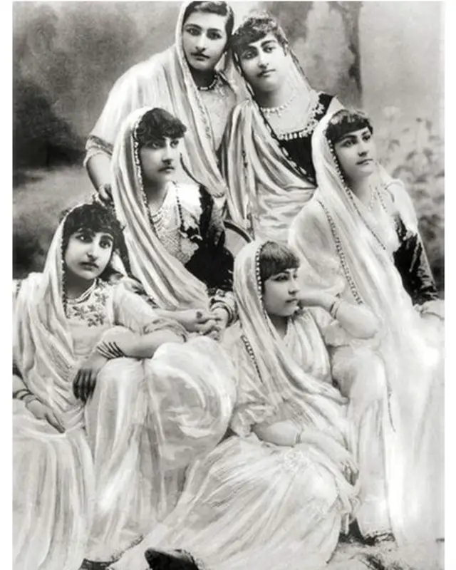 इंडियन तस्वीर आर्ट, सिनामोन गैलरी, प्रदर्शनी, दिल्ली, भारतीय महिलाएं