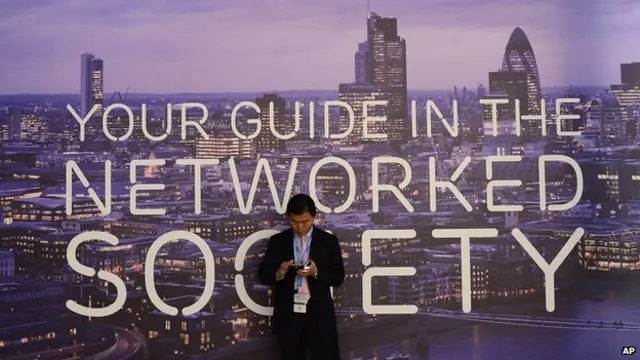 A medida que el número de teléfonos crece, también lo hace el volumen de datos que se generan a partir de las llamadas, textos, correos, actualizaciones de redes sociales, fotos, videos y ubicación.