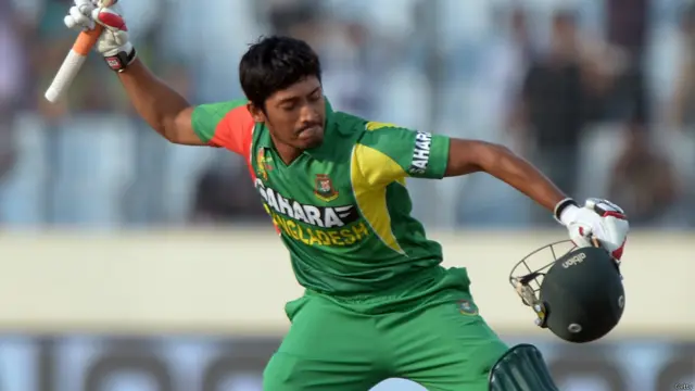 اس سے پہلے بنگلہ دیش کے دونوں اوپنروں نے اپنی ٹیم کو شاندار آغاز فراہم کیا اور 150 سے زیادہ رنز کی شراکت قائم کی۔