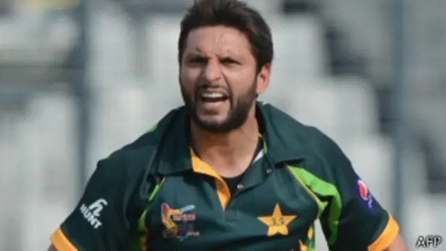 شاہد آفریدی کا بلا کس وقت بھی رنز اگلنا شروع کر سکتا ہے۔