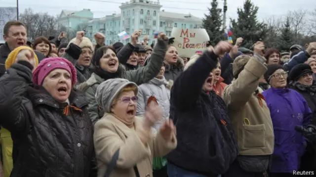 Демонстраци я в Луганске