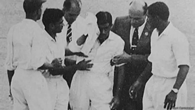 नरी कांट्रैक्टर