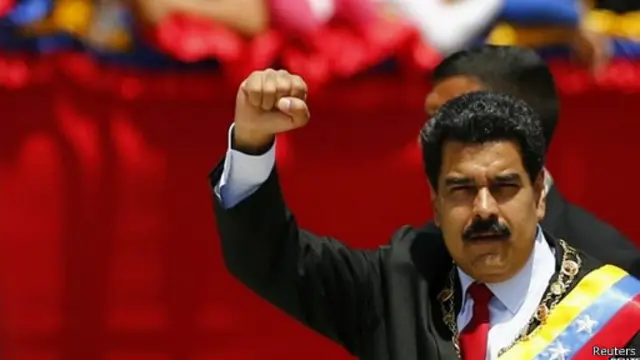 نیکلاس مادورا، تصمیم خود را در مراسم نخستین سالگرد مرگ هوگو چاوز علنی کرد