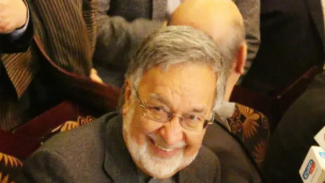 آقای رسول  خود را برنده انتخابات ۹۳ افغانستان اعلام کرده و گفته تمام کسانی که حامی اعتدال، برابری و خواهان ترقی افغانستان هستند تا روز انتخابات با او یکجا خواهند شد