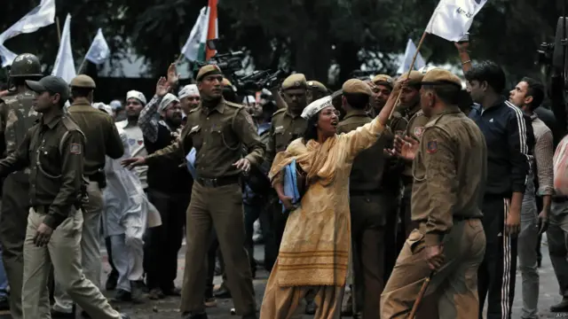 عام آدمی پارٹی کو عام شہریوں کی حمایت حاصل ہے اور اس نے دو بڑی جماعتوں کے لیے مشکلات پیدا کر دی ہیں۔