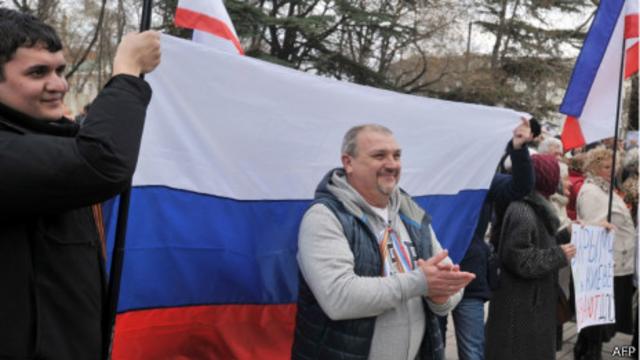 Пророссийский митинг в Симферополе 6 марта 2014 г.