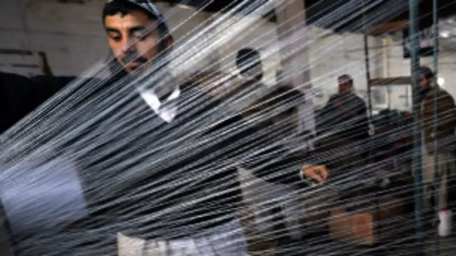 موجودہ حکومت کا دعوی ہے کہ ان کے دور میں معیشت بحالی کی طرف جا رہی ہے