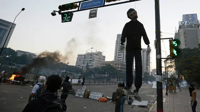 Barricada en Altamira