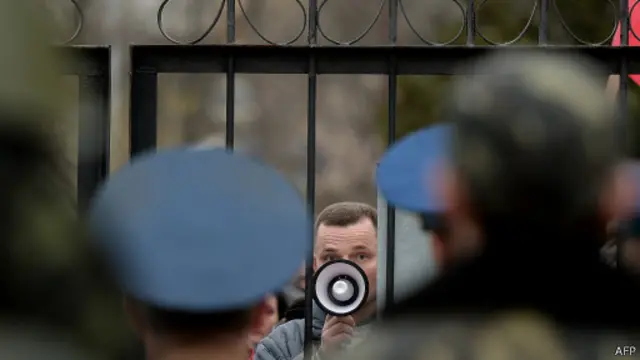 روسیه، کریمه را در سال ۱۷۸۳ اشغال کرد ولی در سال ۱۹۵۴ مسکو این منطقه را به اوکراین واگذار کرد