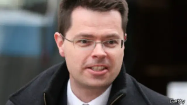 英国移民事务官员詹姆斯·布罗肯希尔