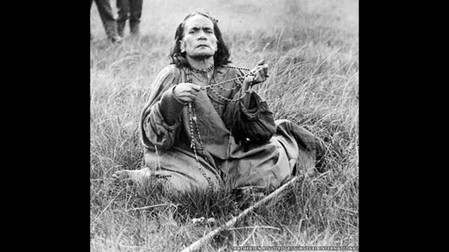 अंगाटा © कैथरीन राउटलेज