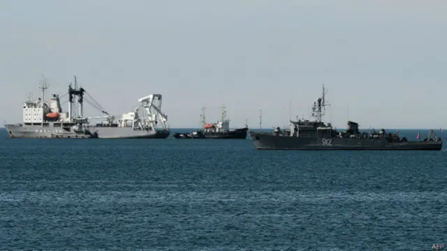 Navios russos na Crimeia (AFP)