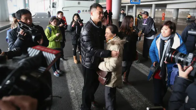 چین کے سرکاری ٹی وی کا کہنا ہے کہ اس طیارے پر سوار مسافروں میں سے 160 چینی شہری تھے۔