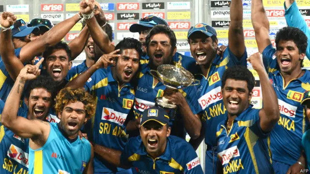 تھریمانے نے شاندار سنچری بنائی اور اس ٹورنامنٹ میں آؤٹ آف فارم رہنے والے جیاوردھنے بھی فائنل میں نصف سنچری بنانے میں کامیاب رہے